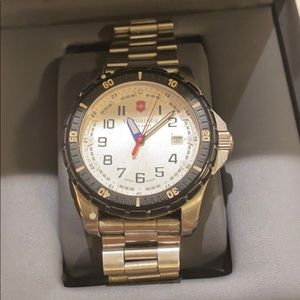 Victorinox swiss army watch